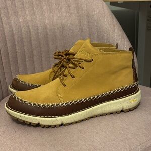 Buck berry x Danner Men’s Boots